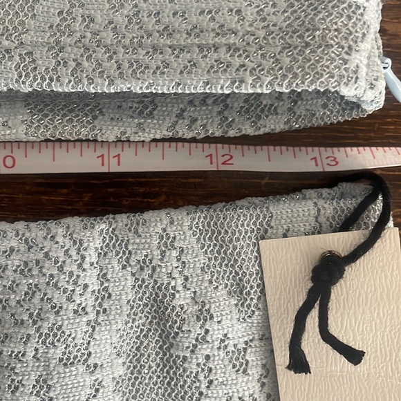 Haute Monde Silver Two Piece Crop & Skirt with Split - Picture 6 of 6